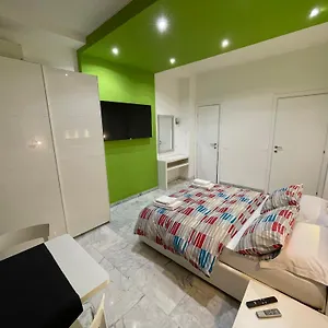 Bed & Breakfast Black & White G&g, Rome